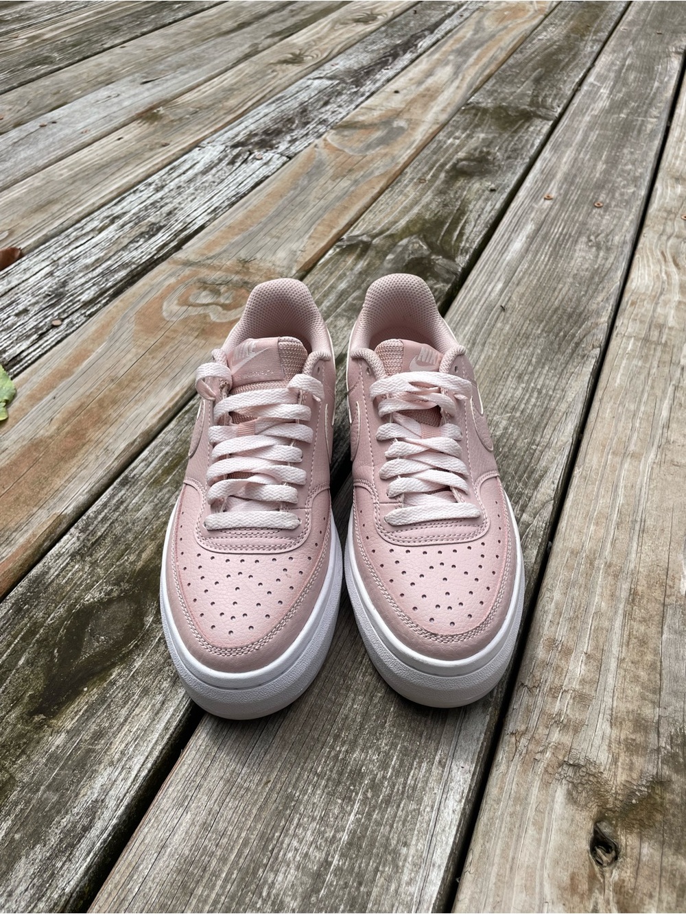 Women's Pink Low-Top Lace-Up Sneakers